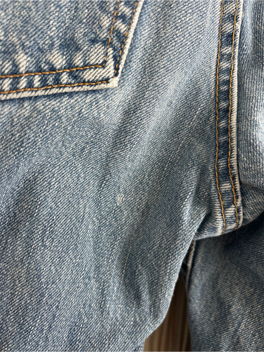 Levi's 550 Jeans - Picture 8 of 8
